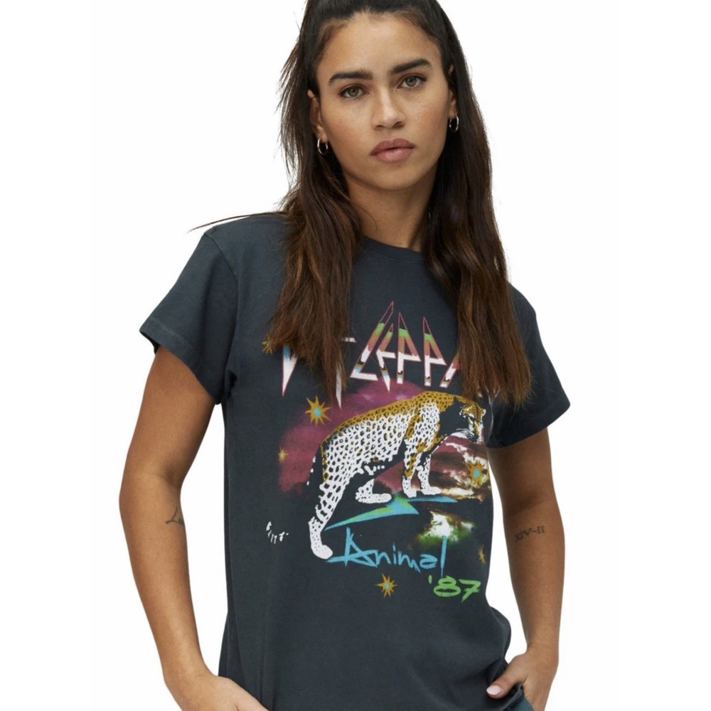 Daydreamer Women's Oversized XS Def Leopard 1987 Animals Tour Tee Gray Cotton